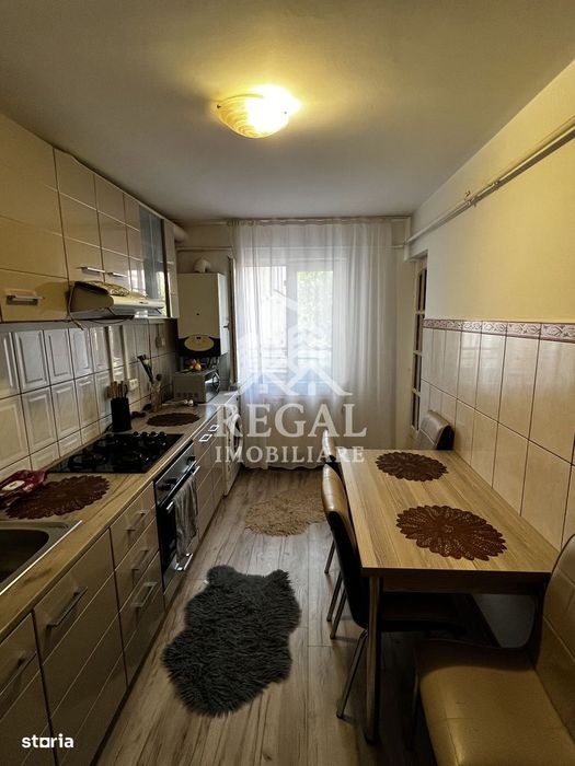 Apartament 2 camere de închiriat | Zona Centrală | Etaj 2 | Parcare
