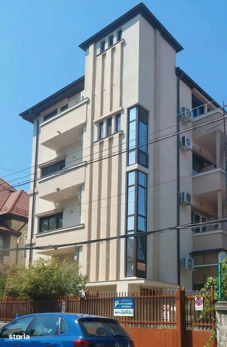 Apartament 5 Camere | Pretabil Birouri | Zona Arcul de Triumf |Renovat