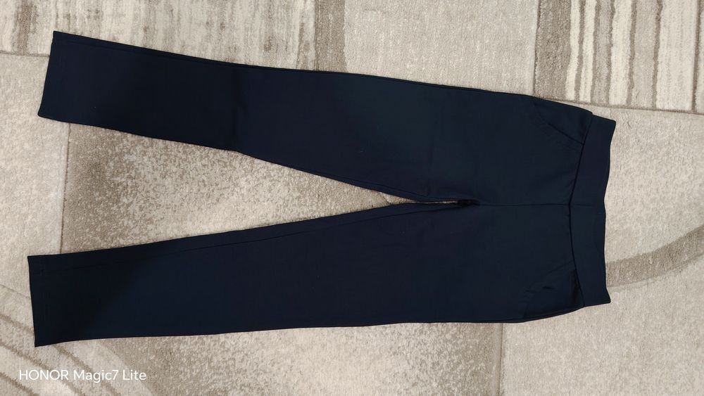 Colanți bleumarin cu buzunare