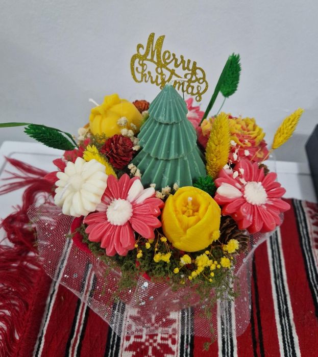 Aranjamente florale cu lumânări parfumate handmade