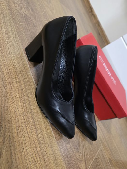 Дамски обувки ест.кожа