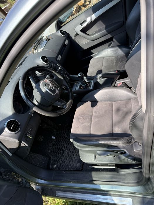 Vand Audi A3 8P 2010 AVARIAT frontal