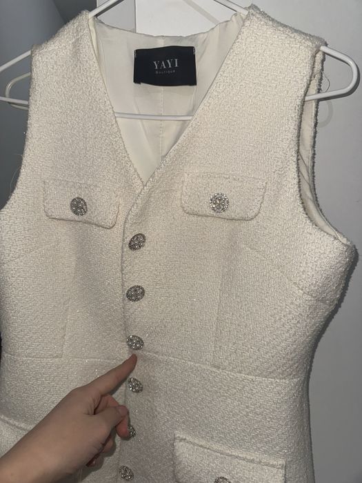 Бір рет қана киілген