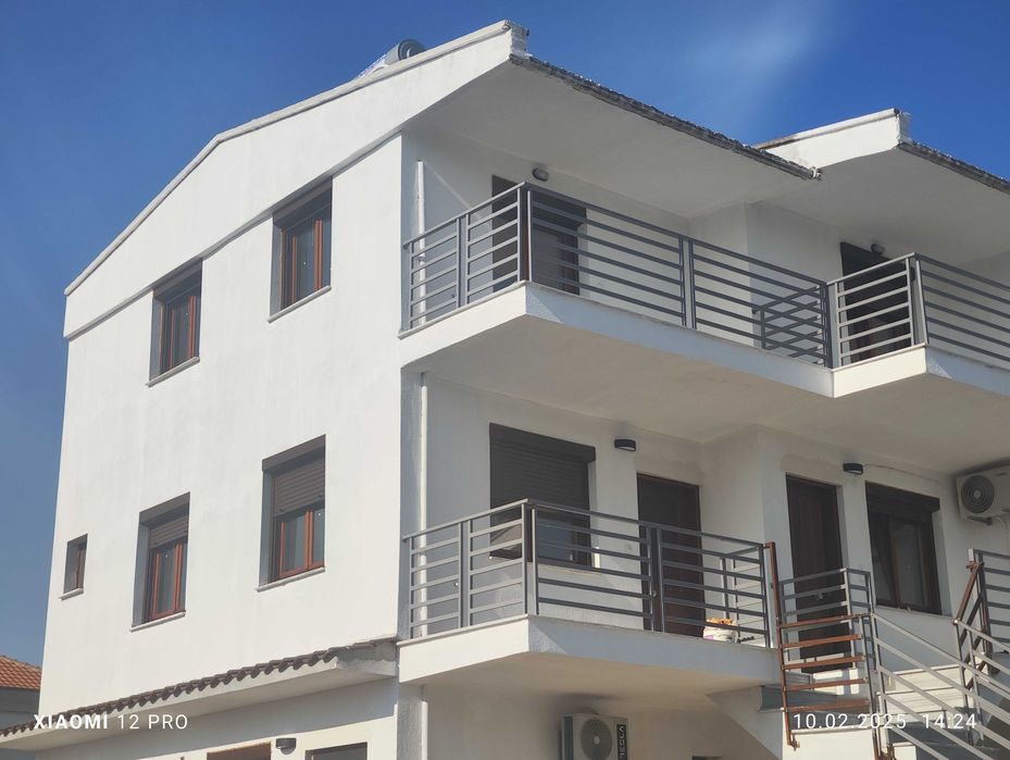 ПРОДАВА Апартамент в Паралия Офринио, Кавала