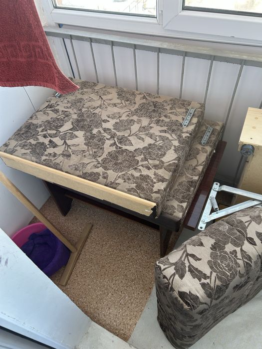 Диван и кресло .