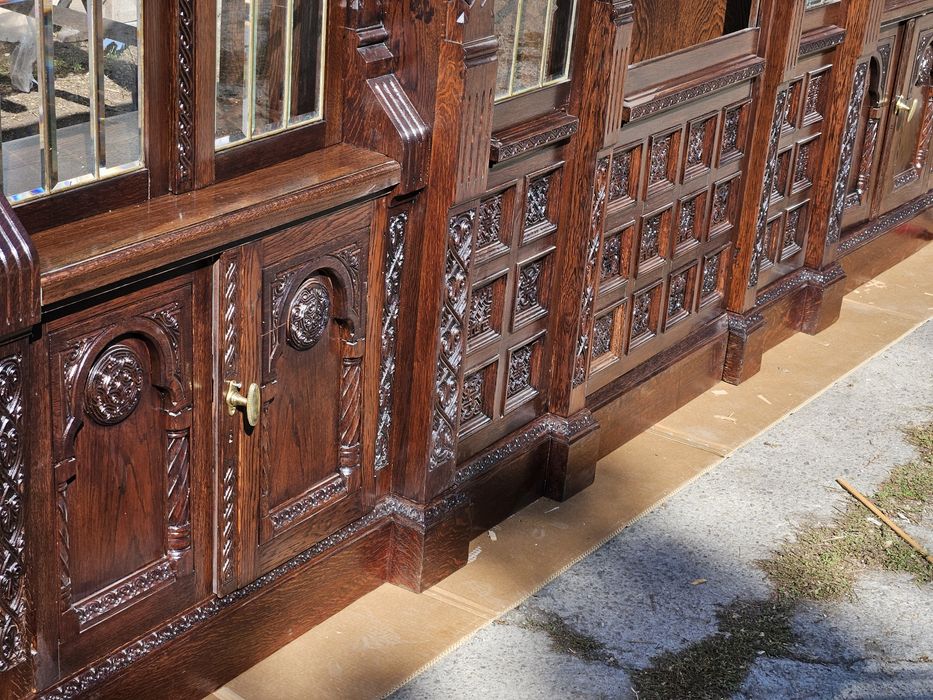 UNICAT Biblioteca sf.sec.XIX Usi Vitralii cristal lungime3,77m h 2,30m