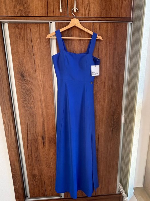 Дълга синя рокля на марката BSB
