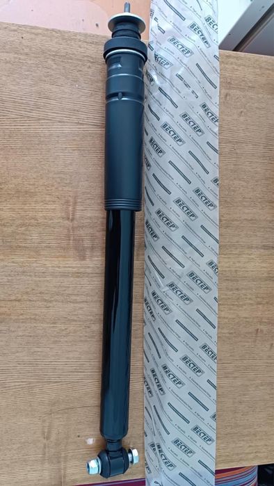 Продам стойки на мерседес W210