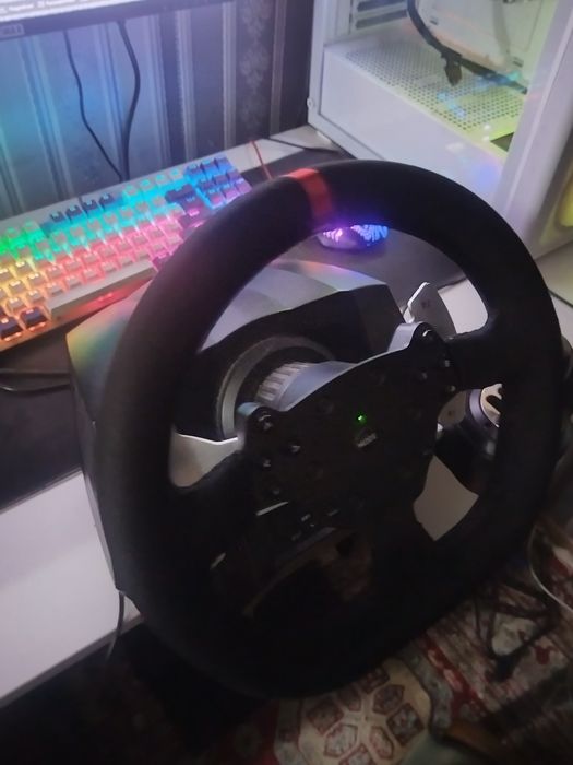 Продам игровой руль