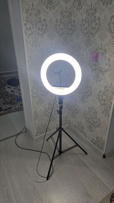 Лампа дөңгелек сатылымда