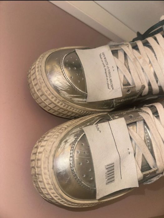 Off white silver limited edition adidasi