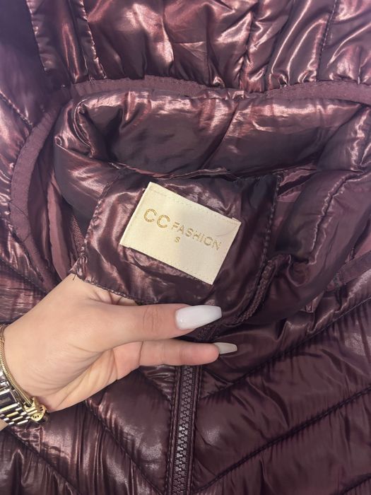 пролетно яке в цвят бюрдо