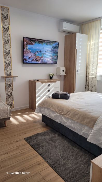 Închiriez Studio Faleză Nord-Pescarie