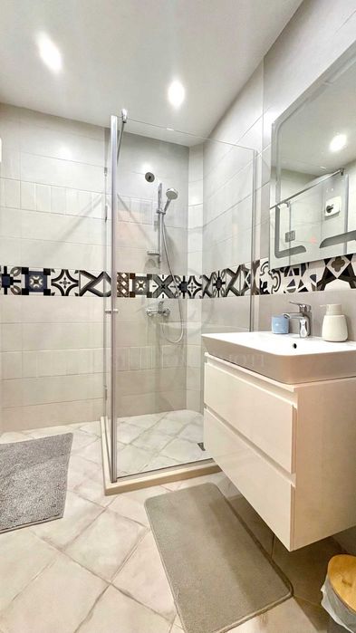 Продава се Тристаен апартамент в Пловдив, Център - 110 кв.м за 2964 €/кв.м - Снимка #10