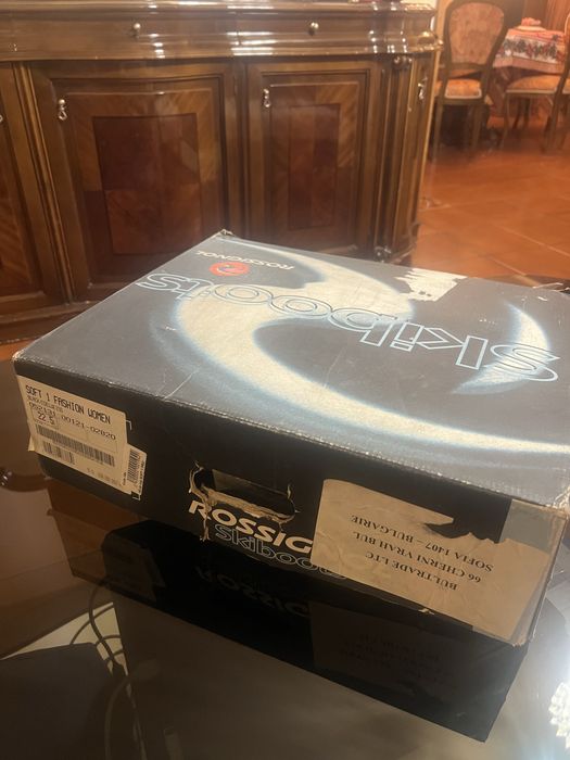 Дизайнерски ски обувки ROSSIGNOL 35