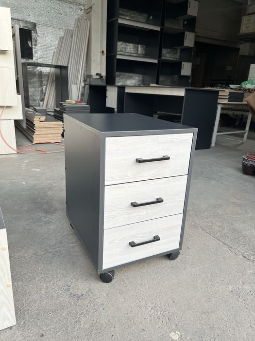 Тумбочка (К 0111)