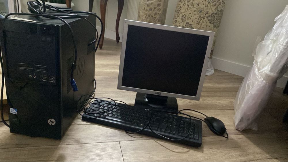 Продам комплект компьютерный