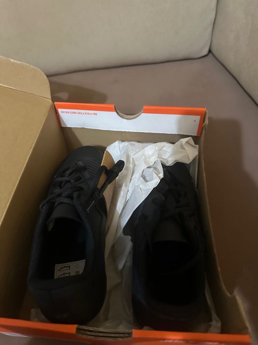 Футболни обувки Nike Phantom 6 Club Juniors