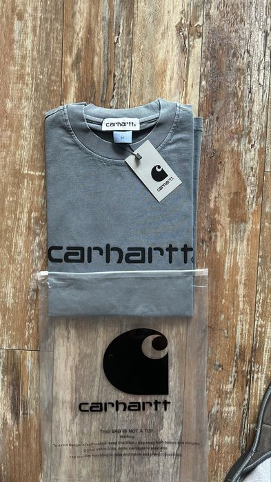 Тениски Carhartt - плътна и тежка материя. Heavyweight
