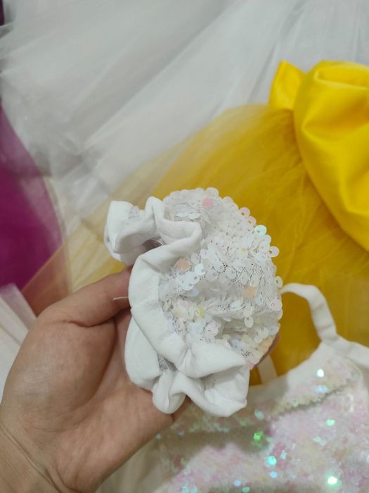 Продам нарядный набор для девочек 120-130р