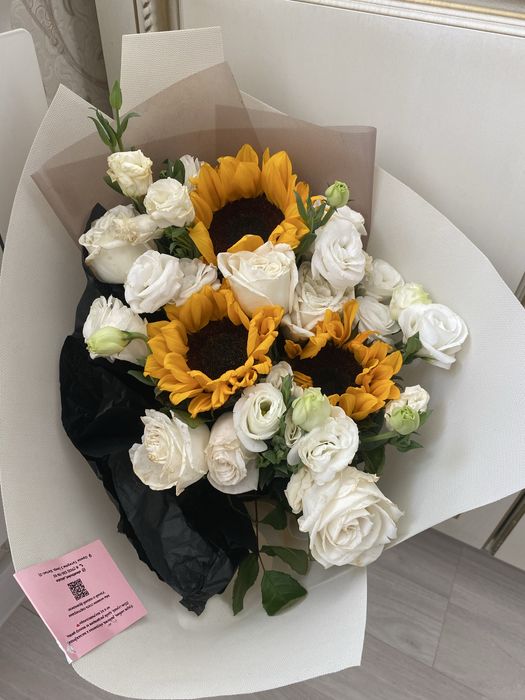 Пышные букеты в отличном состаянии