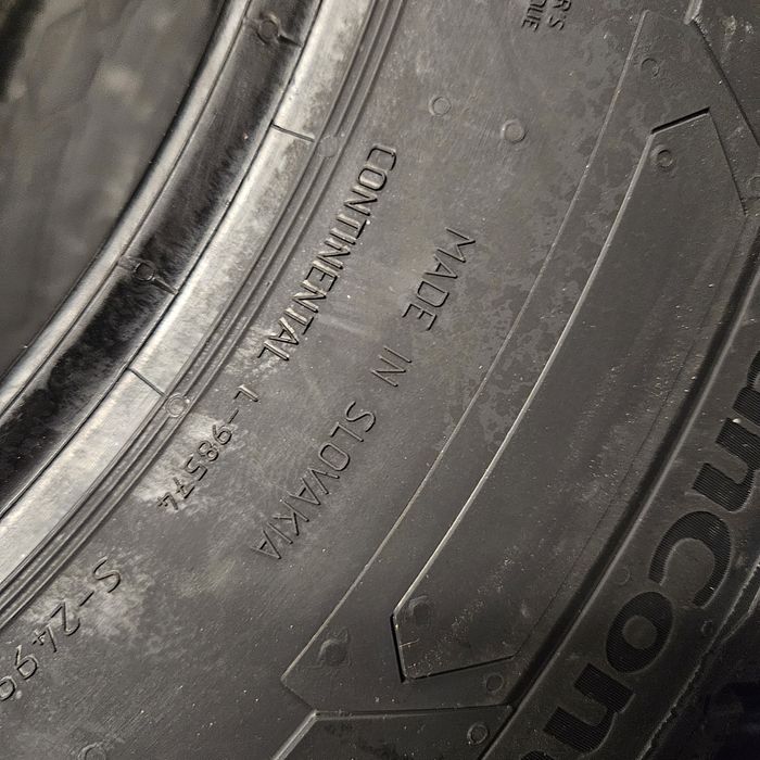 4 Нови зимни бусови гуми 235/65R16C Continental VaWinter 121/119R 10PR