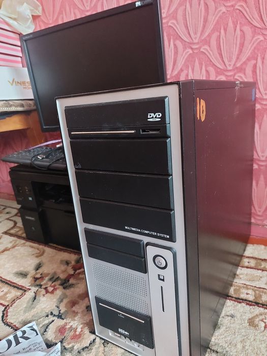 Срочно!Срочно! продаю Компьютер