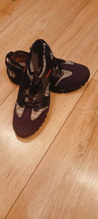 Продам кросовки летние