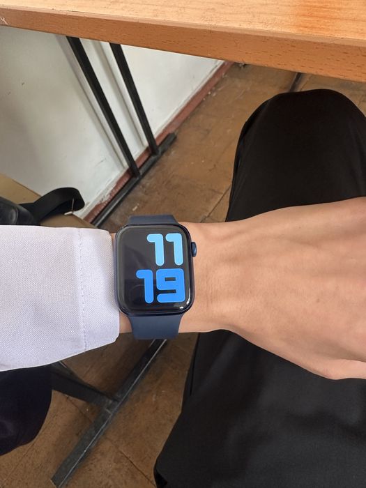 Apple Watsh 6seri 44mm