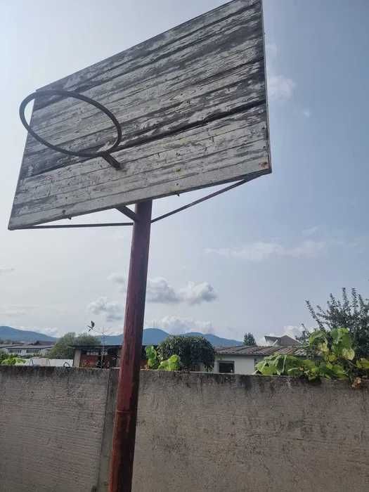 Vand panou de baschet