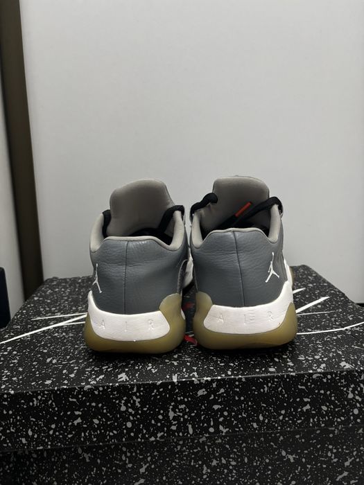 Jordan 11 low CMFT Cool Grey