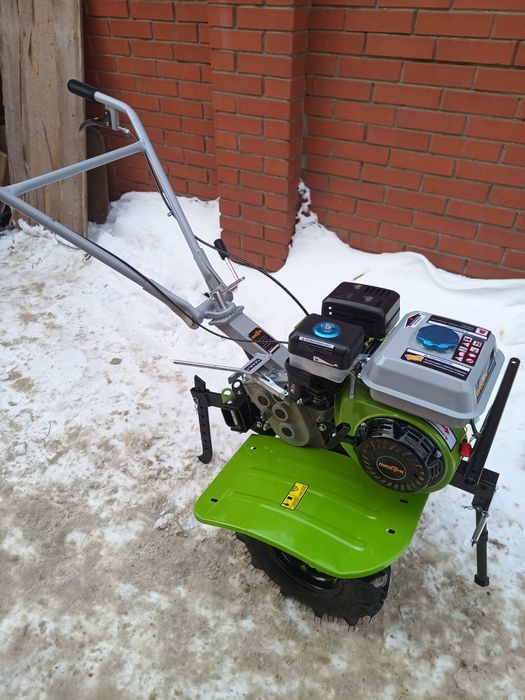 Продам мотоблок MASTER-820