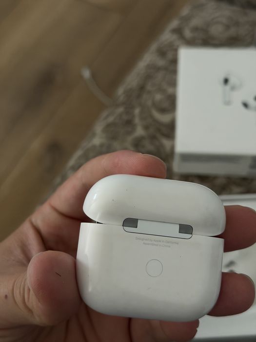 Кейс airpods 3 original в идеале