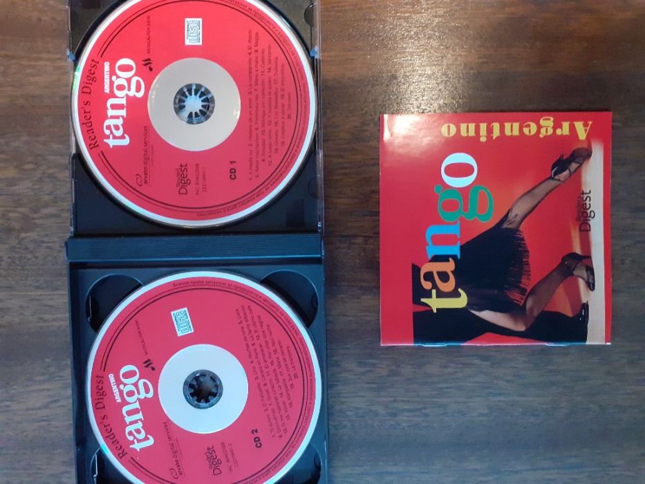 CD албум от 3 броя CD и книжка – „Аржентинско танго“