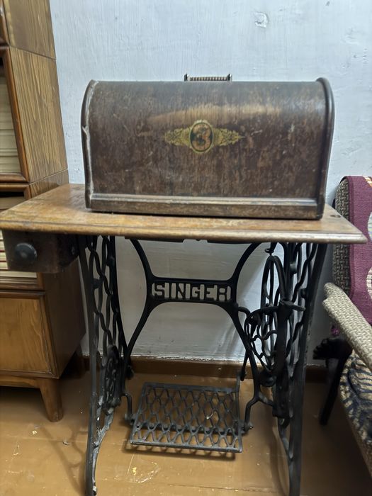 Швейная машина зингер