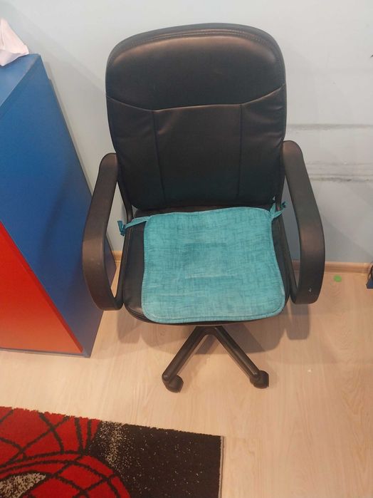 Стол за бюро за ученици