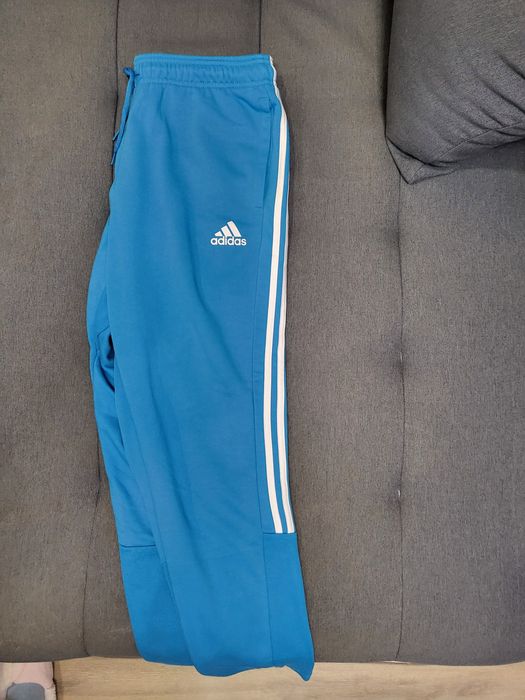 Чисто нов оригинален мъжки анцунг Adidas