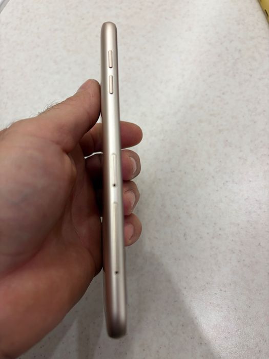 Samsung J 7 в перфектно състояние