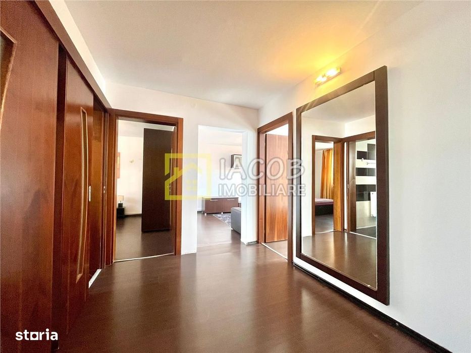 Apartament 3 camere decomandate, strada Martir Horia, Bacau