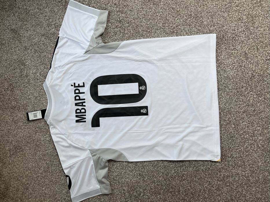 Tricou Real Madrid mbappe