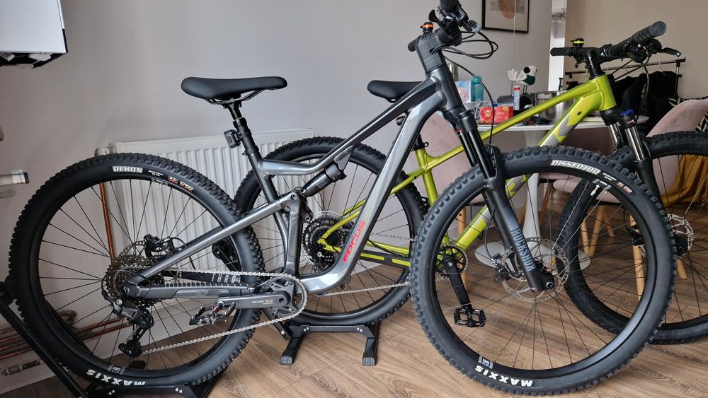 Bicicleta full suspension Focus Thron