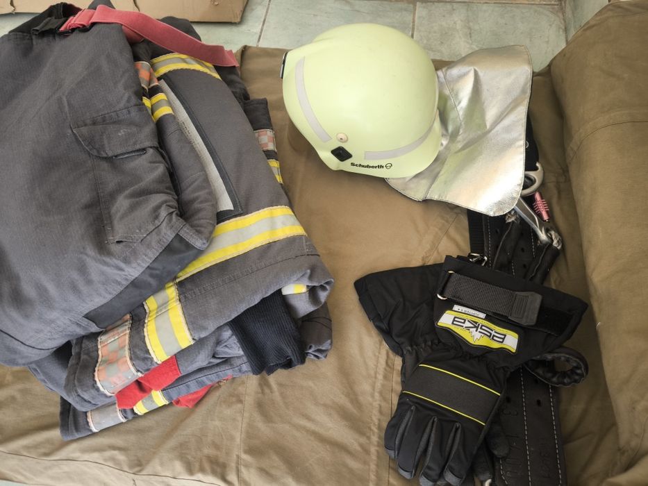 Echipamente individuale protecție pompieri psi svsu spsu