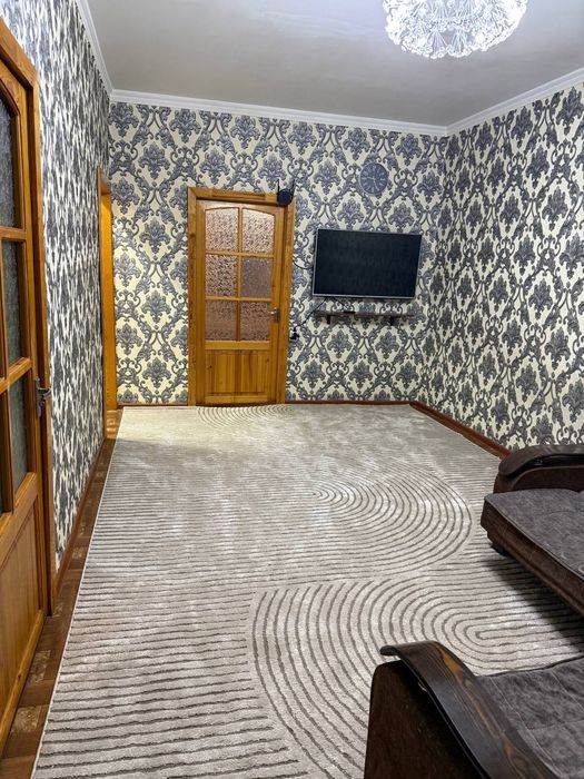 Сдается своя 2 комнатная переделенно 3 комнат. Юнус абаде.