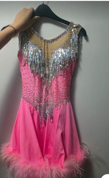 Rochie dans sportiv fete