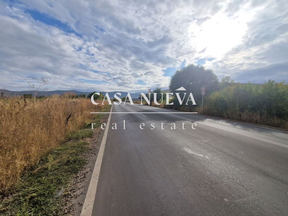 Парцел в с.Равно поле, София