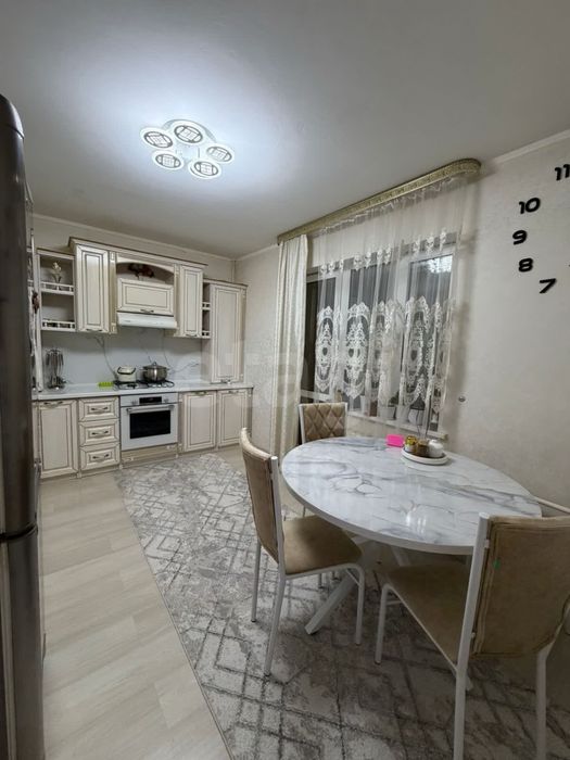 продам 2 комнатную