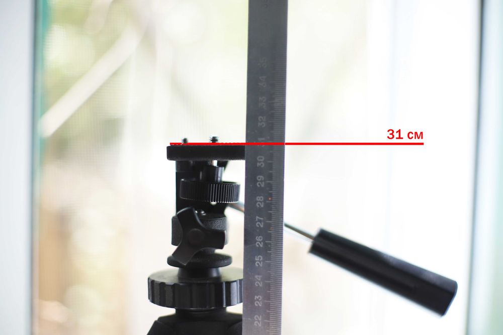 Штатив для видеокамеры