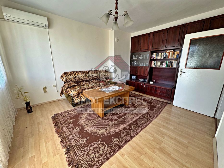 Продава се Двустаен апартамент в Асеновград - 52 кв.м за 1250 €/кв.м - Снимка #2