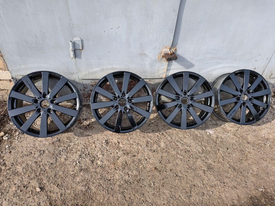 Продам диски R17 5/114.3