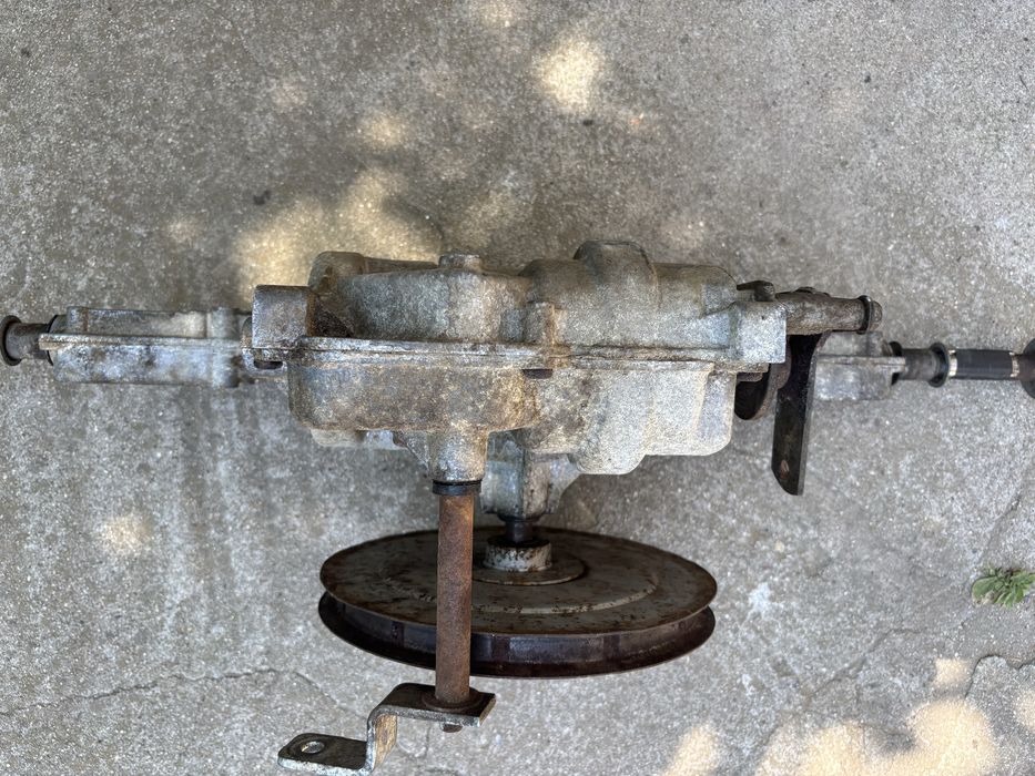 Тракторна косачка скоростна кутия,заден мост